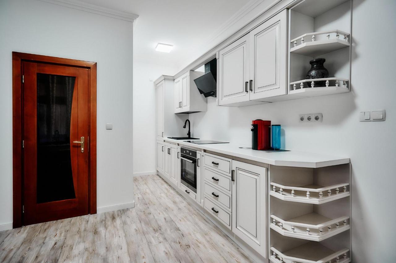 Galiceanu Apart Deluxe Bistrita  Exterior photo